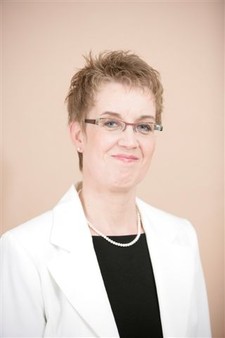 Dr. Martina Obrock